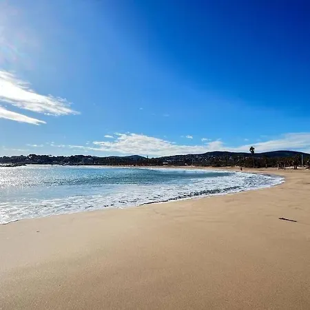 Spacieux, Vue Imprenable Sur La *